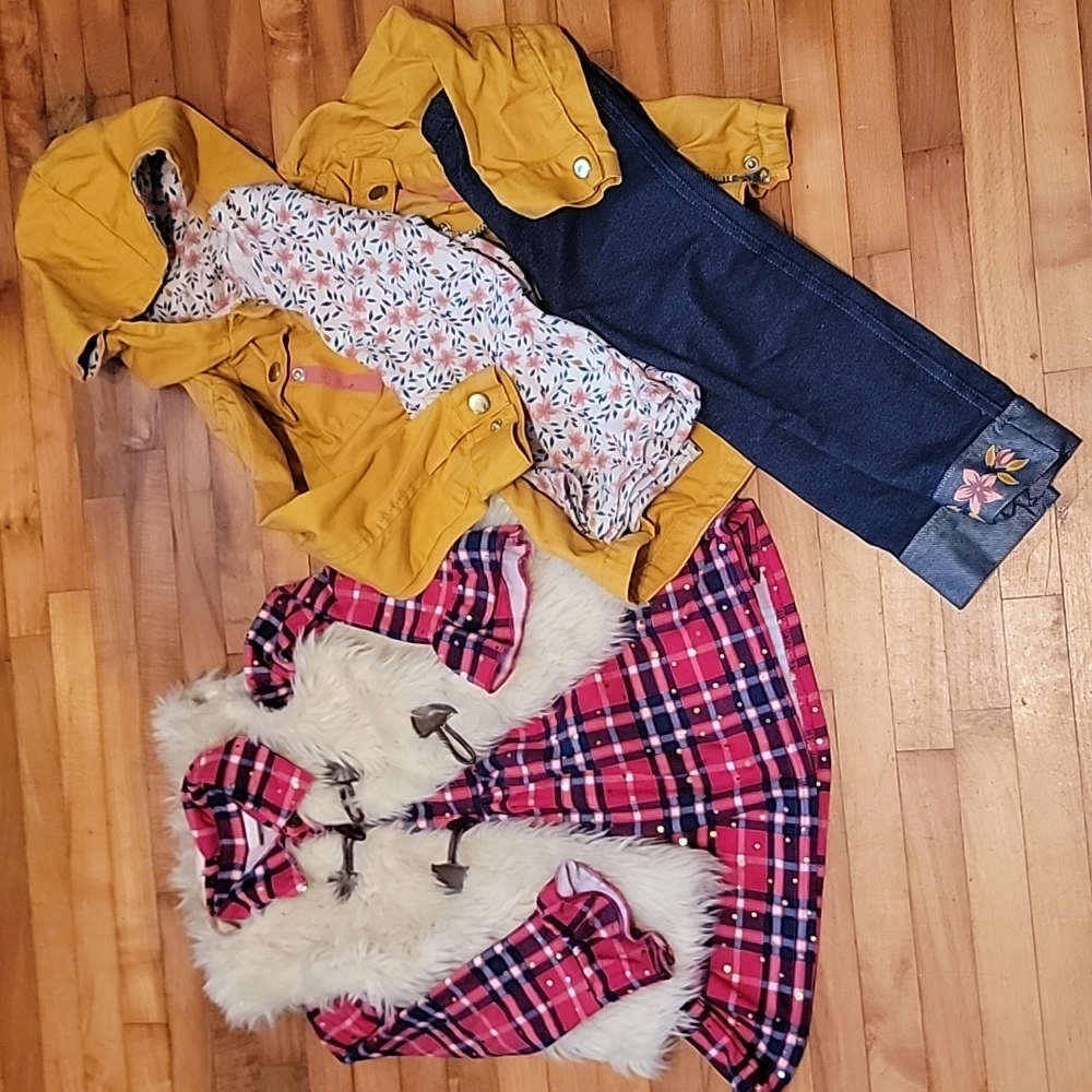 Little Lass girls size 4 bundle